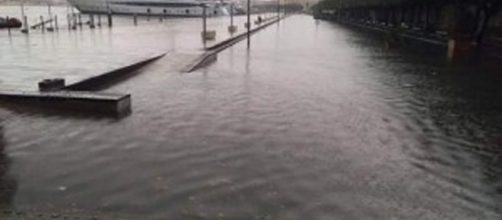 Marina allagata dall'alluvione di ieri a Siracusa.