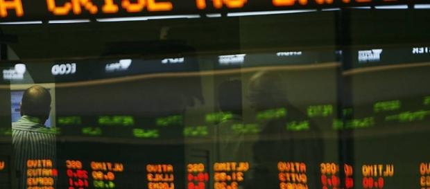 Brasil pode voltar a crescer em 2017 com fim da crise política Brasil pode voltar a crescer em 2017 com fim da crise política