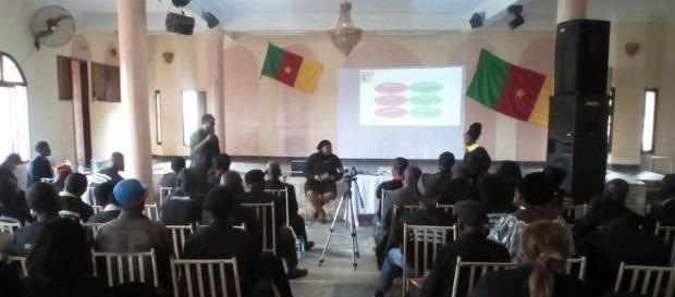 Le collectif Stand up for Cameroon Le collectif Stand up for Cameroon