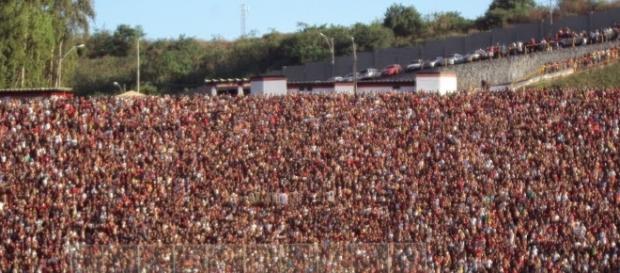 Vitória x São Paulo: assista ao jogo ao vivo Vitória x São Paulo: assista ao jogo ao vivo
