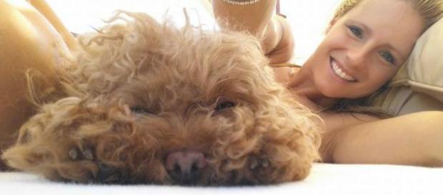 Michelle Hunziker con la cagnolina Lilly Michelle Hunziker con la cagnolina Lilly