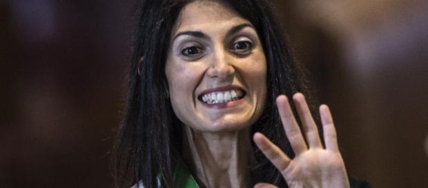 Virginia Raggi al lavoro, ma senza fretta - Panorama - panorama.it Virginia Raggi al lavoro, ma senza fretta - Panorama - panorama.it