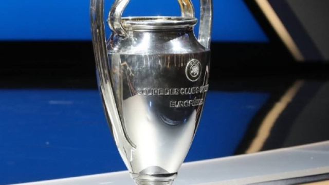 Pronostici di Monchengladbach-Barcellona e Napoli-Benfica