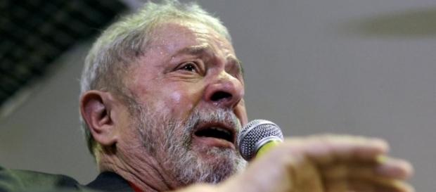 A la Une : Lula sera jugé pour corruption - Amériques - RFI - rfi.fr A la Une : Lula sera jugé pour corruption - Amériques - RFI - rfi.fr