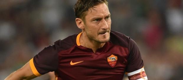 Auguri Francesco Totti, compleanno Auguri Francesco Totti, compleanno