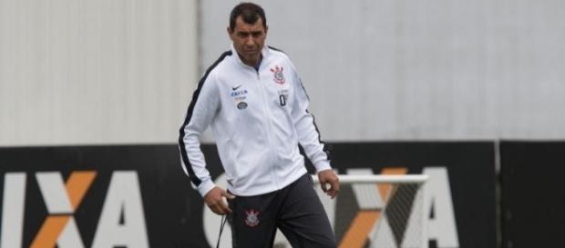 Fábio Carille terá dificuldades para montar a equipe titular na partida contra o Botafogo Fábio Carille terá dificuldades para montar a equipe titular na partida contra o Botafogo