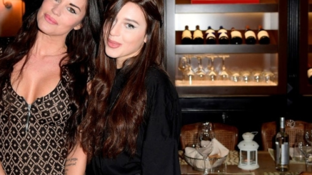 Asia Nuccetelli è in crisi: lascia la casa del "Grande Fratello Vip" con la madre, Antonella Mosetti?