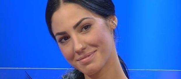 Giulia De Lellis parla della gravidanza e delle Mosetti Giulia De Lellis parla della gravidanza e delle Mosetti