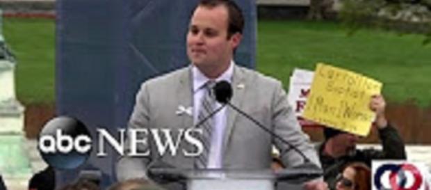 Josh Duggar announces molestation, adultery scandal. Youtube user ABC News. Josh Duggar announces molestation, adultery scandal. Youtube user ABC News.