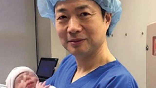 Ecco il primo bambino nato con tecnica dei tre genitori