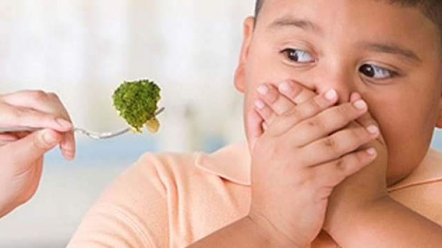 L'obesit&agrave; infantile &egrave; in aumento: alimentazione attivit&agrave; fisica possono prevenirla