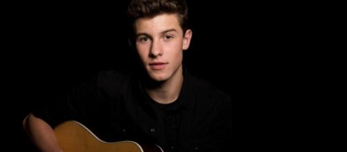 Shawn Mendes | Hollywire - hollywire.com