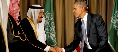 Obama lands in Saudi Arabia for potentially tense visit - AJE News - aljazeera.com