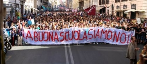 Ultime notizie scuola, giovedì 29 settembre 2016 - sciopero il 21 ottobre - Foto lipscuola.it