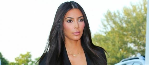 Kim Kardashian, attaquée sur les réseaux sociaux Kim Kardashian, attaquée sur les réseaux sociaux