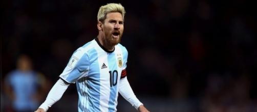 L'esultanza di Leo Messi dopo il bellissimo gol realizzato all'Uruguay