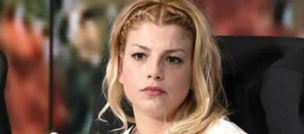 Emma Marrone ribatte alle critiche sui social: 'Voi fans non avete sempre ragione' Emma Marrone ribatte alle critiche sui social: 'Voi fans non avete sempre ragione'