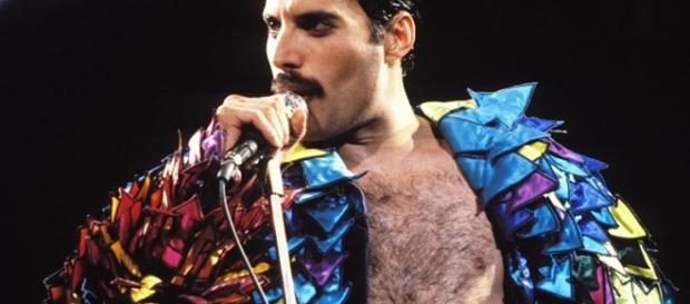 Freddie Mercury avrebbe 70 anni: le 10 cose da sapere - Panorama - panorama.it Freddie Mercury avrebbe 70 anni: le 10 cose da sapere - Panorama - panorama.it