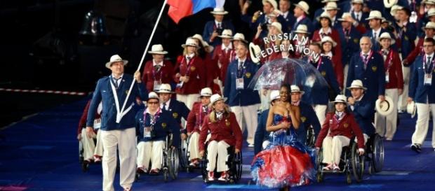 Una ceremonia singular: solo atletas rusos en los Juegos Paralímpicos "alternativos". Una ceremonia singular: solo atletas rusos en los Juegos Paralímpicos "alternativos".