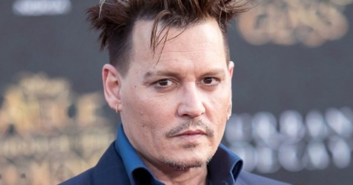 Johnny Depp e Michelle Pfeiffer in Murder on the Orient-Express