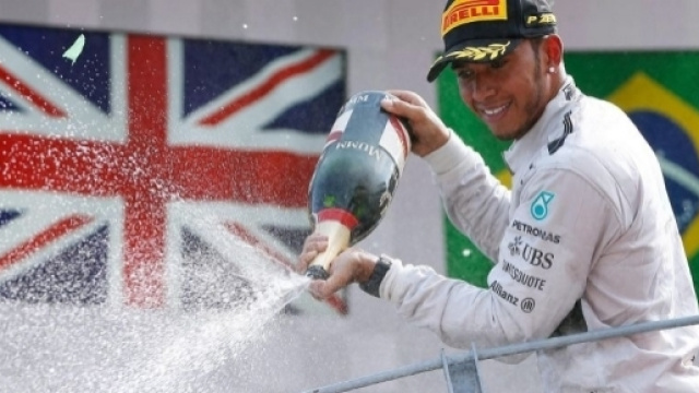 Scommesse 2016: Rossi contro gli spagnoli, Hamilton punta Fangio ... - totoguidascommesse.it