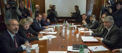 Si cerca di correggere l'APE, appuntamento cruciale spostato al 21 settembre