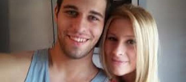 O ex-casal é capa de revista novamente. O ex-casal é capa de revista novamente.