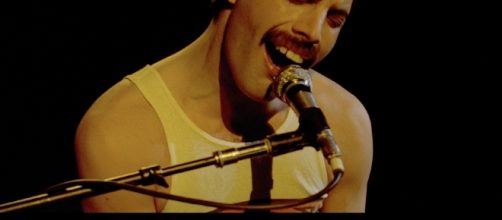 Freddie Mercury, colonna sonora della nostra era.