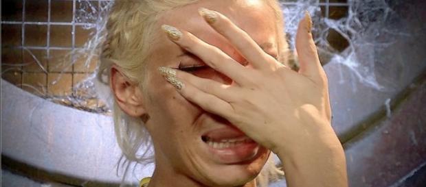 Am Ende: Edona James (29) muss die SAT.1-Show verlassen Am Ende: Edona James (29) muss die SAT.1-Show verlassen