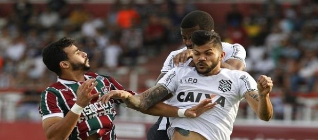 Com mau rendimento, Henrique Dourado pode ser barrado no Flu (Foto: Nelson Perez/Divulgação FFC) Com mau rendimento, Henrique Dourado pode ser barrado no Flu (Foto: Nelson Perez/Divulgação FFC)