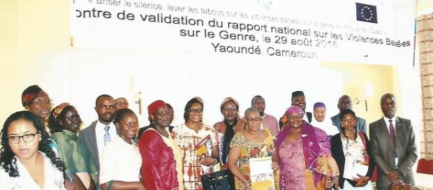 Ensemble des séminaristes et de l'ALVF Ensemble des séminaristes et de l'ALVF