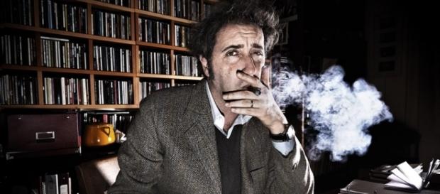 Intervista a Paolo Sorrentino: «è nei momenti di crisi che nascono ... - larionews.com Intervista a Paolo Sorrentino: «è nei momenti di crisi che nascono ... - larionews.com