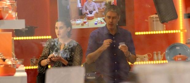 William Bonner é flagrado em shopping com a filha William Bonner é flagrado em shopping com a filha