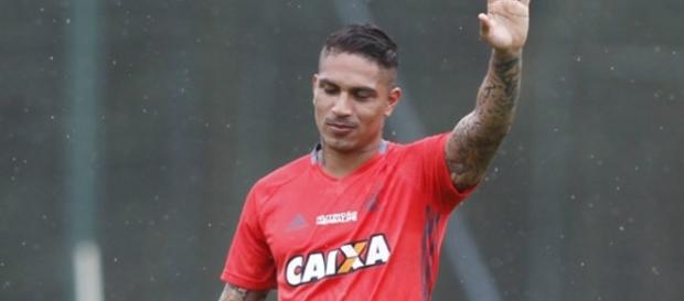 Paolo Guerrero no treino do Flamengo Paolo Guerrero no treino do Flamengo
