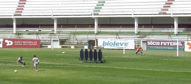Wellington (esq.) e Scarpa (dir.) treinam normalmente e enfrentam o Botafogo na quarta (Foto: Vicente Seda/GE) Wellington (esq.) e Scarpa (dir.) treinam normalmente e enfrentam o Botafogo na quarta (Foto: Vicente Seda/GE)