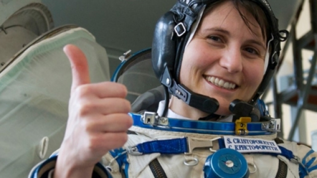 Samantha Cristoforetti è incinta del primo figlio - Radio Deejay - deejay.it
