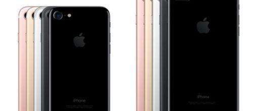 Apple, arrivano iPhone 7 e Plus: senza jack e con due fotocamere, dal 16 settembre in Italia, le novità