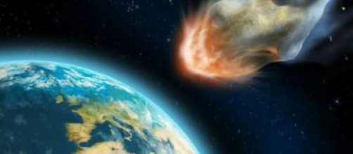 asteroide sfiora la terra - The Social Post - thesocialpost.it