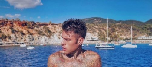 Fedez ha annunciato il nuovo disco sui social