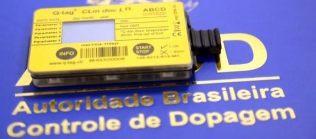 Aparelho utilizado no Controle de Dopagem no Brasil Aparelho utilizado no Controle de Dopagem no Brasil