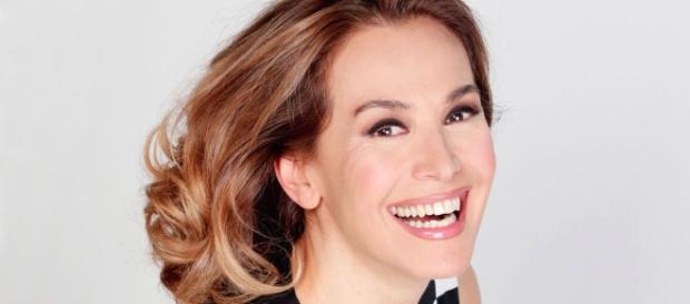 Barbara D'Urso: la sua vita da single - bollicinevip.com Barbara D'Urso: la sua vita da single - bollicinevip.com
