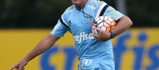 Cuca, técnico do Palmeiras, em treino na Academia Cuca, técnico do Palmeiras, em treino na Academia