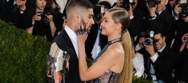 Gigi Hadid tem sido um grande pilar de Zayn Malik Gigi Hadid tem sido um grande pilar de Zayn Malik