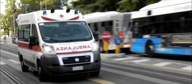 Incidente nel vibonese, gravissima un ragazza di 21 anni Incidente nel vibonese, gravissima un ragazza di 21 anni