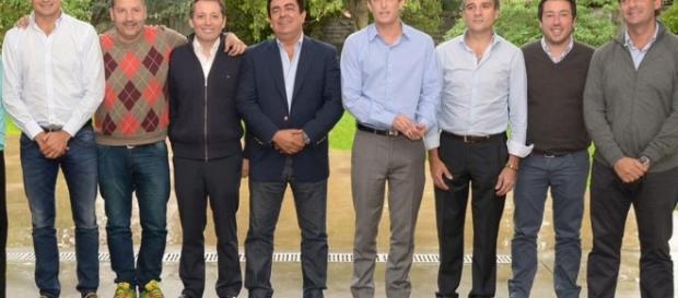 Los intendentes bonaerenses quieren encabezar la renovación peronista Los intendentes bonaerenses quieren encabezar la renovación peronista