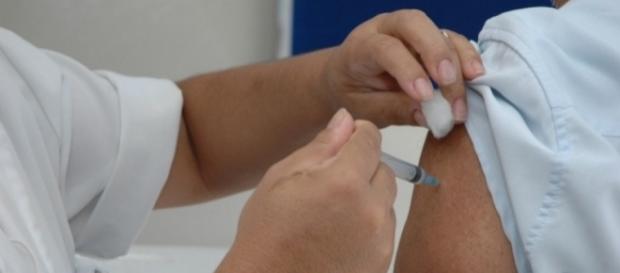 Pesquisadores desenvolvem vacina contra o vício em cocaína Pesquisadores desenvolvem vacina contra o vício em cocaína