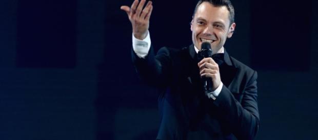 Tiziano Ferro a Los Angeles per registrare "Il mestiere della vita ... - radiomontecarlo.net Tiziano Ferro a Los Angeles per registrare "Il mestiere della vita ... - radiomontecarlo.net