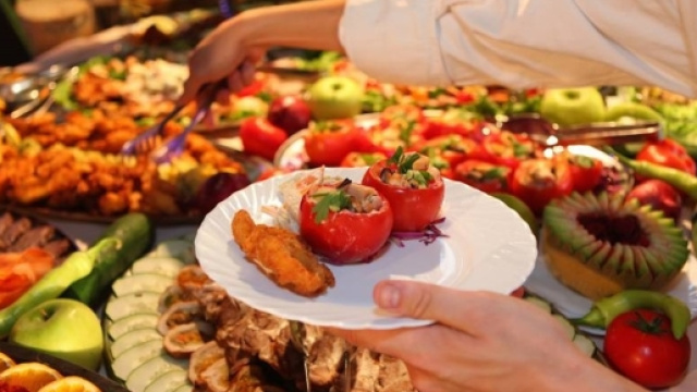 Ristorante All you can eat multano i propri clienti