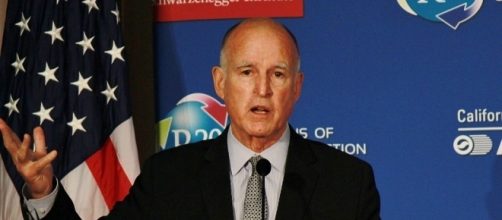 Gov. Jerry Brown at climate symposium. California Air Resources Board, Wikimedia Commons