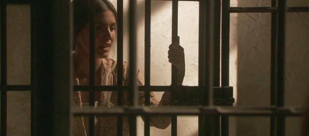 Il Segreto, anticipazioni 10 settembre 2016: Amalia confessa i suoi crimini Il Segreto, anticipazioni 10 settembre 2016: Amalia confessa i suoi crimini